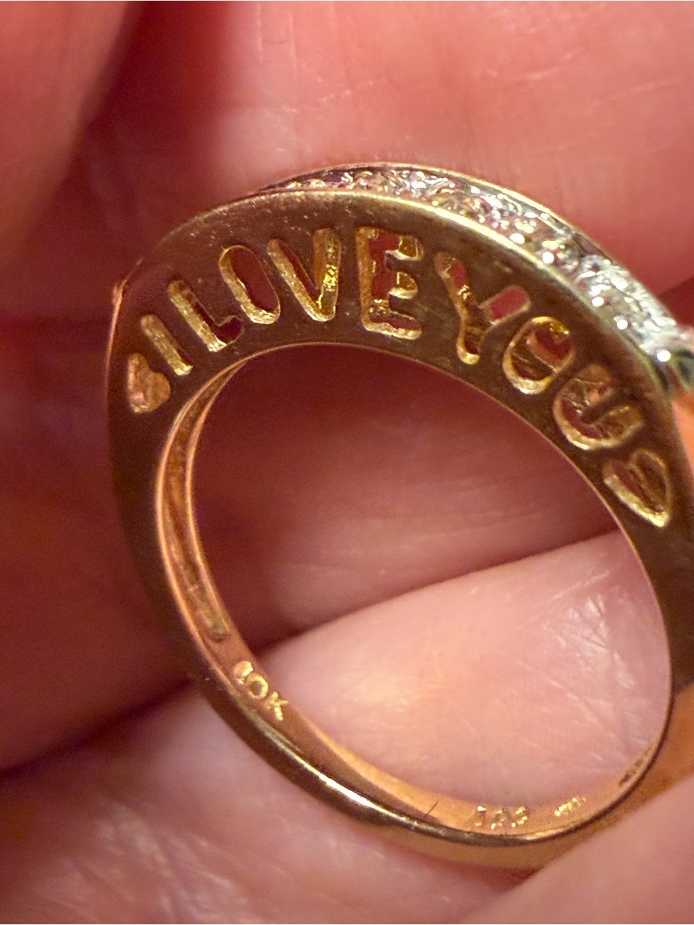 10k Gold 'I Love You' Channel-Set Diamond Band Ring. Size 5